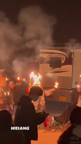 Mong cho bạn sẽ luôn vui vẻ, hạnh phúc, luôn bình an. Mong bạn sống được là chính mình, làm điều mình thích, yêu người mình yêu và trở thành bất cứ gì bạn muốn. Chúng mình sẽ luôn đứng sau ủng hộ bạn, sẽ mãi là người hâm mộ của bạn 💢 [ Đóng máy phim Giang Sơn Vi Sính của Trần Triết Viễn (Anh Quả)] #TranTrietVien_AnhQuả_英寡  #TranTrietVien  #ChenZheyuan  #陈哲远 