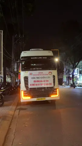 Những chuyến xe nghĩa tình từ Bình Dương (cũ) hướng về miền Trung🚚❤️ #lulut #dongbao #yeutoquoc #yeudongbao #mientrung #binhduong #tuthien #quyengop #PhuYen 