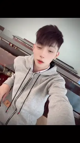Ϲhẳng ai một mình sẽ chết vì đã từng tim 🤣 #xuhuong #lenxuhuong 