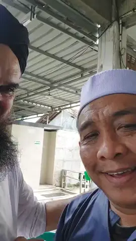 jamaah from Dallas USA just arrived at nurul yaqin mosque, thank u Mr.@yudis0881 for hospitality, road to Ijtima' Indonesia Berdo'a, don't miss it gaezzz #laailahaillallah #ijtima #khurujfisabilillah #dsas #fyppppppppppppppppppppppp 