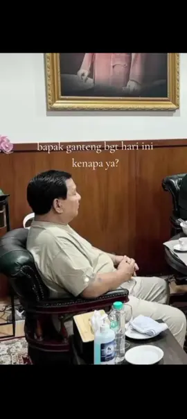 ada yg tau kenapa mas Didit duduk di tengah 🤭 #prabowo #titieksoeharto #foryou #foryou #viral 