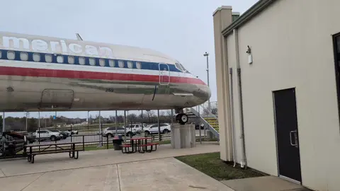 One of the favorites from my childhood.  She may not fly anymore, but it's wonderful to still be able to see her on display:). #md -83 #americanairlines #tulsaairandspacemuseumandplanetarium 