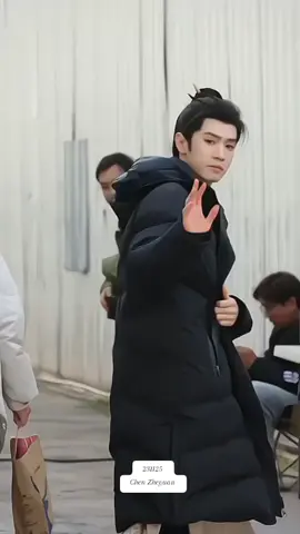 231125 - Sampai distudio syuting dan mau mulai syuting  Ying gua 101 day 🎉 hari ini 3 adegan jiayooooo 💙💙💙 #ChenZheyuan #chenzheyuan陈哲远 #aktorchina #yinggua #cdrama 