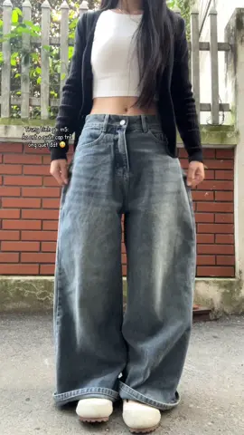 Có thể là quên luôn chiều cao của mình  #nicool #myoutfit #OOTD #outfitideas #outfitinspo 