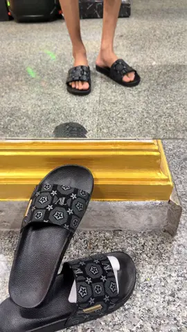รองเท้าแตะ ลายGucci ✅#รองเท้าแตะ #รองเท้าแฟชั่น #รองเท้าลายgucci 