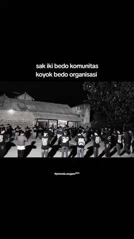 komunitas hanya tempat untuk mempererat persaudaraan, apapun komunitasnya rumah kita tetap PSHT.🪷❤️‍🔥 SEHAT SELALU SHODARA🥰🙏🏻 #pemudaarogan024 #maklperbatasan #masyarakatantikeraliar #fyp #tiktokviral 