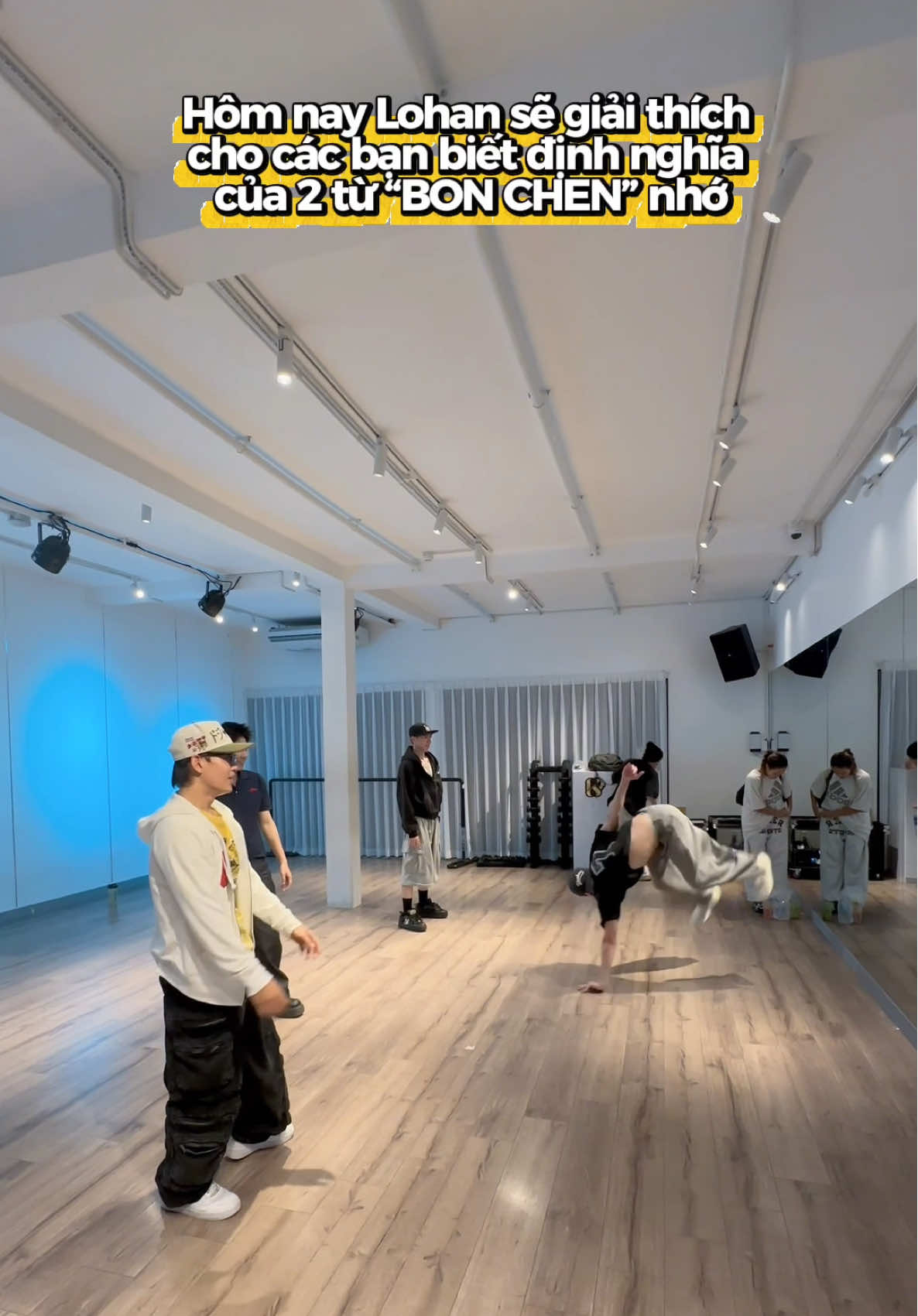 Gì cũng làm được, Lohan bounce sân, anh em ko cần lo 😝😝😝  #Lohan #Anhtraisayhi2025 #bounce 