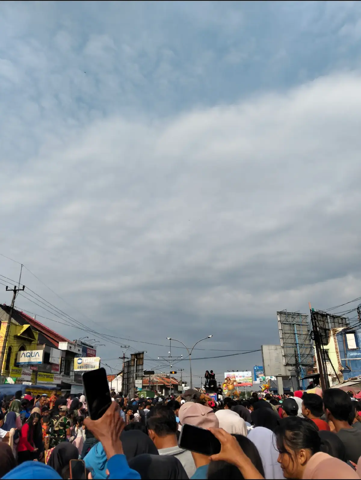 lautan manusia #tataacrb #memayubuyuttrusmicirebon 