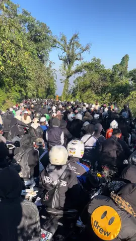 23/11 Ba vì đông như kiến 😪 #bavi#xh#vuonquocgiabavi 