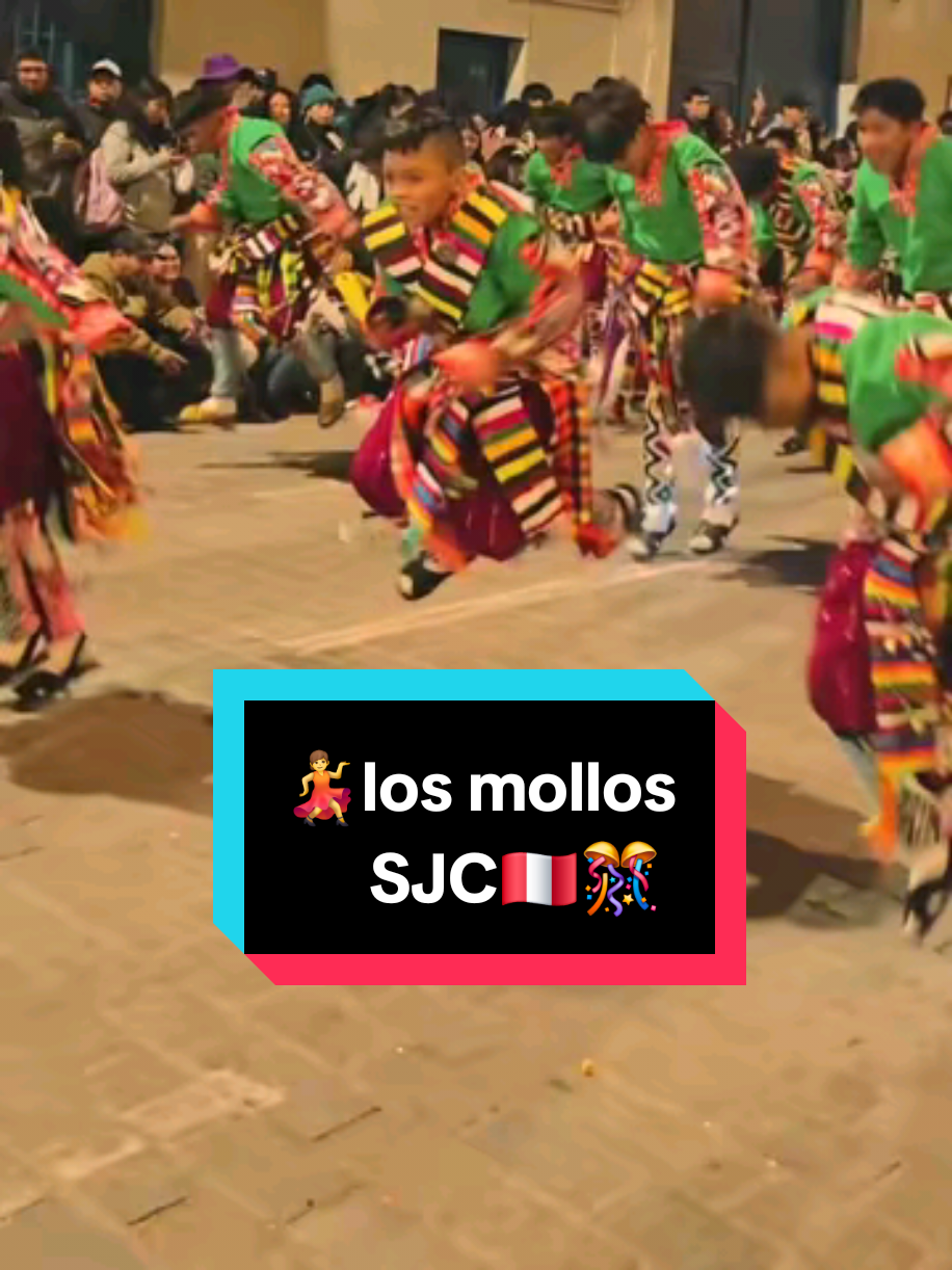 Los Mollos son una danza autóctona del Cusco que representa a los antiguos habitantes de la región andina dedicados a la agricultura. Su origen está relacionado con la cultura prehispánica y con las costumbres campesinas del Valle del Cusco. #mollos  #culturaytradición  #cusco  #fiestapatronal  #mollossanjeronimo 