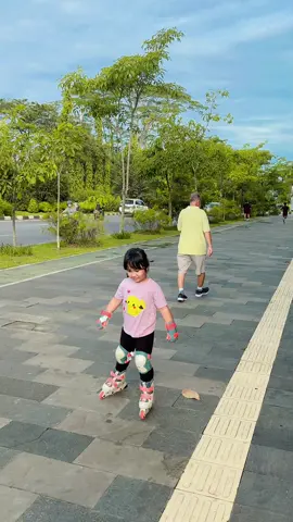 persiapan olimpiade cipaturoda #rollerskating #sepaturoda #rollerskate #fyp 