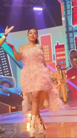 Replying to @windiname CANTIKK BGTT, bisa nyanyi, acting apaasi yg ga bisa?😭 ga bisa milikin kmuu