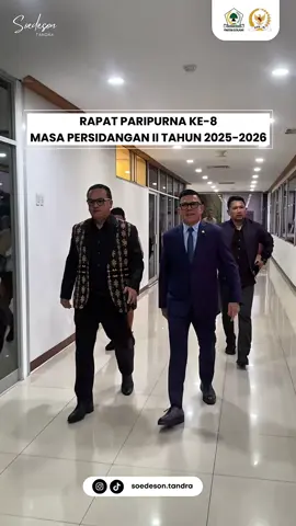 Menghadiri Rapat Paripurna ke-8 Masa Persidangan II Tahun 2025-2026. Agenda Rapat Paripurna hari ini meliputi: 1. Penyampaian Ikhtisar Hasil Pemeriksaan Semester (IHPS) Tahun 2025 beserta Laporan Hasil Pemeriksaan (LHP) Semester I Tahun 2025 oleh BPK RI; 2. ⁠Pembicaraan Tingkat II/Pengambilan Keputusan terhadap Rancangan Undang-Undang tentang Kitab Undang-Undang Hukum Acara Pidana; 3. ⁠Pendapat fraksi-fraksi terhadap Rancangan terhadap Rancangan Undang-Undang tentang perubahan Keempat atas Undang-Undang Nomor 25 Tahun 1992 tentang Perkoperasian, Usul Inisiatif Badan Legislasi DPR RI dilanjutkan dengan pengambilan keputusan menjadi RUU Usul DPR RI; 4. ⁠Laporan Komisi XI DPR RI atas hasil Uji Kelayakan (fit and proper test) terhadap Kantor Akuntan Publik (KAP) Pemeriksaan Laporan Keuangan BPK RI Tahun 2025, dilanjutkan pengambilan keputusan; 5. ⁠Penetapan Penyesuaian Mitra Kerja Komisi, dilanjutkan dengan pengambilan keputusan. #SoedesonTandra #BersamaTorangBisa #DPRRI #RUUKUHAP