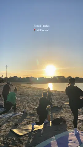 Book your beach class in for this week🦋🌸🐚 Jump out of your comfort zone this week and try something new!! Moving outside in the fresh air is my favourite thing ever 🫶🏼  Williamstown 🌼 Monday 24th 6:00am sunrise  Thursday 27th 12:30pm  Saturday 29th 9:00am  St Kilda 🌷 Monday 24th 9:30am  All classes are $15 and 45 minutes! BYO mat or full sized towel!! All levels and beginners are welcome. Any other questions please message me but more details will be in your confirmation online. Link in bio to book 🐚 #beachpilatesmelbourne #pilates #melbourne #stkilda #williamstown 