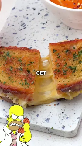 The secret recipe for making the Tomato Soup w/ Grilled Cheese Sandwich in a easiest way ! #learnaneasyrecipe #usafoodie #tomatosoupgrilledcheese 