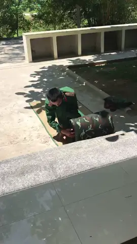 Các em 2k7 xem mà chuẩn bị đi nhaaa 😂#khoá2025_2027 #xuhuongtiktok #bodoicuho❤️❤️❤️ #CapCut @Nắc Nhầm Vợ Bạn 