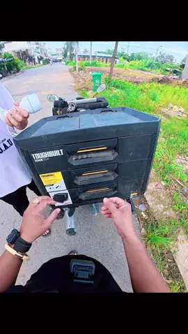 Làm nội dung nó dị họm lắm , đeo những thứ ko giống ai trên đầu . Nên mn nhẹ lời bình luận cho ae kỹ thuật chúng tui#lắpcam #xuhuong 