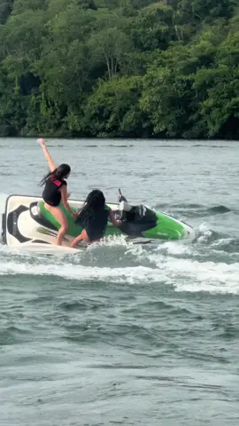 Aulas🏊🏻‍♀️#jetski #mulherdepreso🔓🕊👫💍 #viral #amiga #fyp @ana luísa 