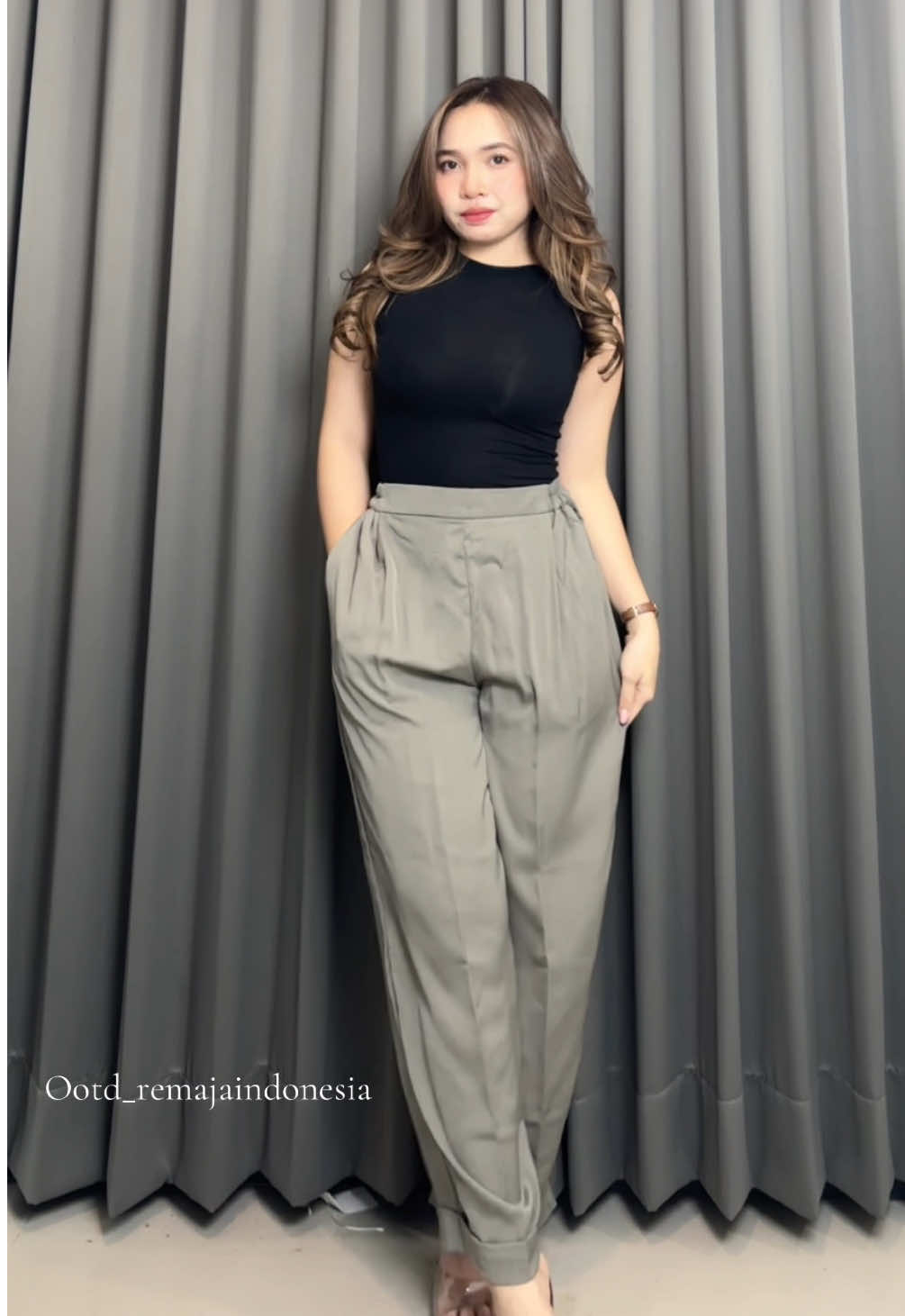 Rekomendasi celana pensil wanita buat ngantor✨ #promomakanharian #promoguncang1212 #gajiansale #celanapensil #celanawanitakekinian 