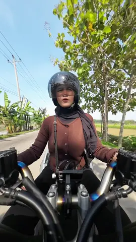 Aku mung opo? 😪 #motoran #halanhalan #motovlog #guyon #gabut 