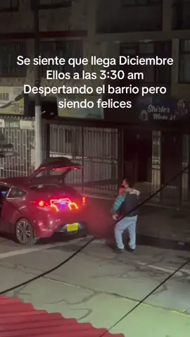 Pasos prohibidos en plena madrugada en Bogotá #bailecito #diciembre #borrachosconcausa #borrachoamanecido😎🍺🥃 