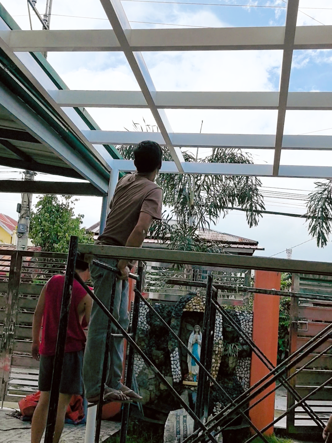 Steel works #canopy #steel #temperedglasscanopy #tempered #batangas 