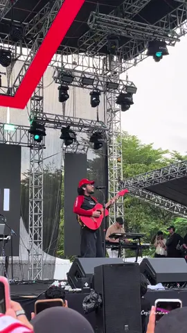 Kunto Aji-Terlalu Lama Sendiri at Capytal2025 #capytal2025 #kuntoaji #terlalulamasendiri 