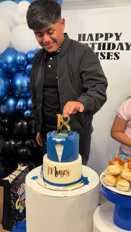 Feliz cumpleaños Moyito !! #auto #2025newyear #18años #sorpresa 