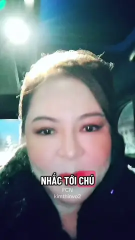 Mỗi lần nhắc tới chú là cô cười mãi thôiiii 