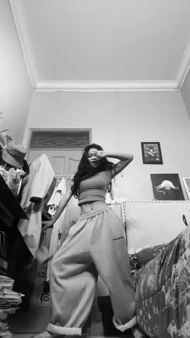 switch! #badvillain #kpop #dance #foryoupage #fyp