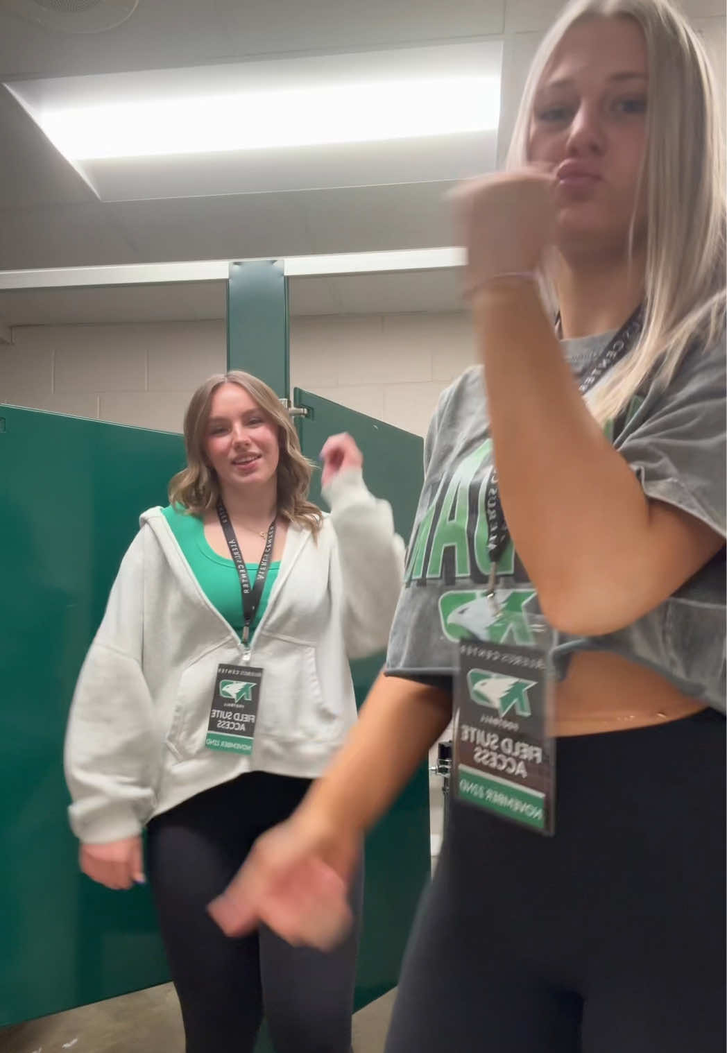 We love und football #und #undfootball #aleruscenter #fans #gameday 