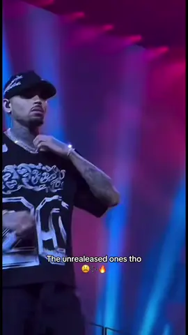 Unreleased songs hit different for a reason 😫🔥🎶#chrisbrown #viralvideo #moodboost #trending #foryoupage 