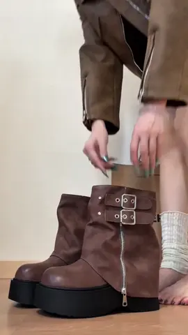 Bốt nữ đế cao kéo khoá sườn #botnu #botdep #botnucaocap #botthoitrang #xuhuong 