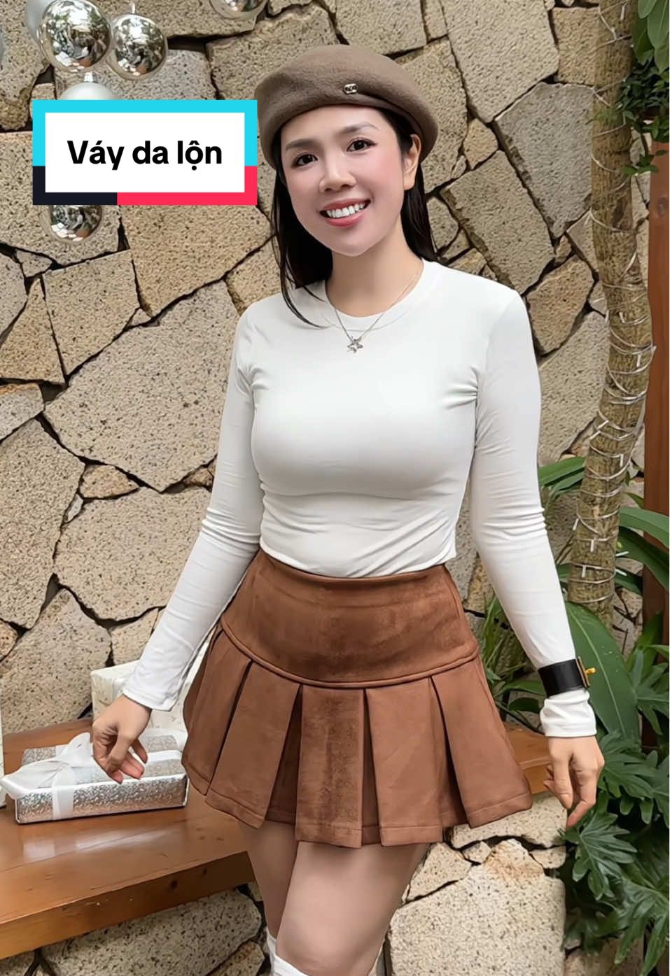 Váy da lộn #trangchoichang25 #thoitrangnu #thoitrang #vaydalon 