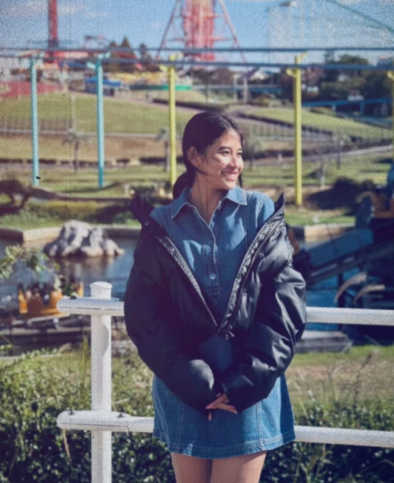 အကြောက်ဆုံးကတော့ ဒုတိယ စုစုထွေး ဖစ်သွားမှာကိုပါပဲ  တခုရှိတာကတော့ ဘယ်အချိန်ပဲ ပြန်ဖတ်” ငိုနေရတုန်းပါ အကယ်၍ ဖစ်လာခဲ့မယ်ဆိုရင်လဲ စုစုထွေးလို ထပ်တူကျတဲ့ လုပ်ရပ်ကို ရွေးချယ်မိမယ် ထင်ပါတယ်  ကိုယ်ပေးခဲ့တာကပဲ မလုံလောက်ခဲ့တာလား ဆိုပြီးပေါ့ 🤍#အိမ်မက်လေးလှပနေလို့မောင့်ကိုကျေးဇူးတင်နေမှာပါဆိုသလိုပေါ့ #juu #အမှတ်တရ #ဆရာမဂျူး 