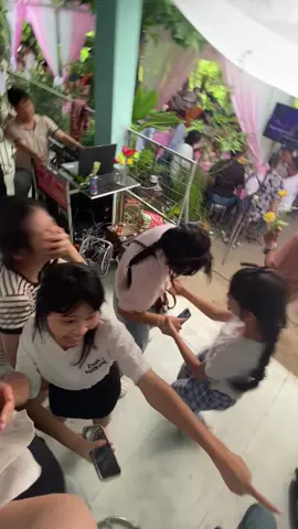 @ɯɐʇ ʎɯ @🤍 @𝑴𝒂𝒏 𝑵𝒉𝒊𝒊 @Nữ phụ phản diện 