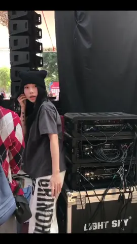 Bà nào xúi nhỏ dán keo 502 vậy🤣 #Lyhan #xhhhhhhhhhhhhhhhhhhhhhhh #xhhhhhhhhhhhhhhhhhhhhhhh 