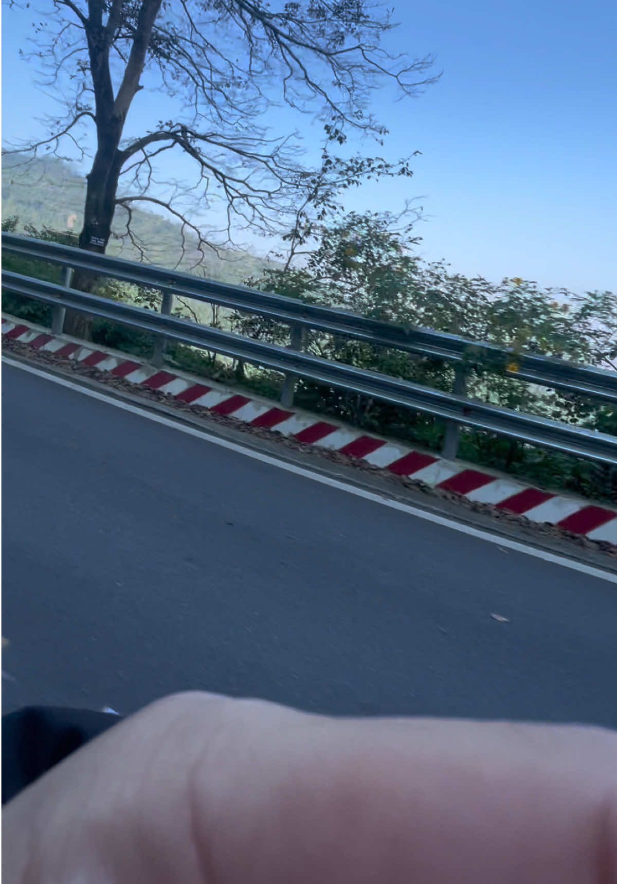 #23_11 ba vì max đông  giây thứ 30 của 2 thanh niên nào đó, các e cứ phi nhanh ntn thì tốn phong bì lắm 😅😅😅 #vuonquocgiabavi#xh