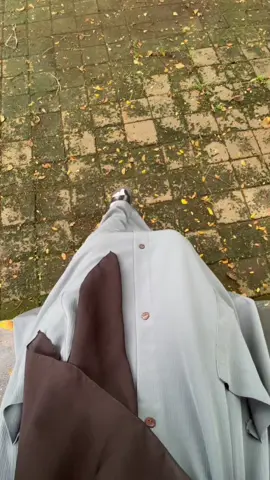 Ya Allah… Jaga langkah ini agar tidak kembali pada gelap yang sama. Izinkan aku memperbaiki diri, bukan untuk terlihat lebih baik, tapi agar aku lebih Engkau cintai. Aku berserah pada-Mu, pada semua yang sudah dan akan Kau takdirkan. #hijrah #hijrahku #berproseslebihbaik  ##istiqomah