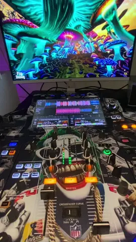 Hạnh phúc đó em ko có #xunghuong #foryou #fyp #dj 