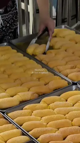 Fresh batch coming tomorrow! Accepting pre-orders starting today. Thank you for supporting Matthew’s Baked Goodies! #spanishbread 