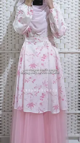 auto fefeeling jadi pwincesss pakai Kurung Dolly Set Tutu Skirt ni 💗 #bajukurungdolly #kurungdolly #tutuskirt #outfitmuslimah 