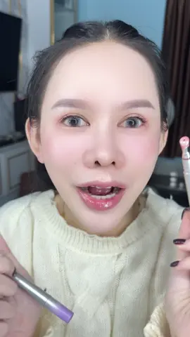 ลิปกลอส เนื้อฉ่ำ สีสวย