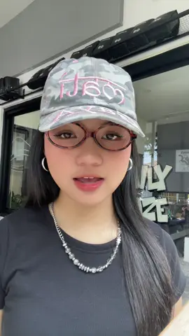 celana baruuu dari @kerrok_