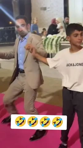 Halaycilar 👏🤣😂😂 TAKİP ET: @diyarbakir_halay .  BEĞEN:👍 . KAYDET:📥 . YORUM YAP:📨 . . . #diyarbakir_halay  .     ⬅️#amed #burhantoprak #ağrı #aydın #antalya #adana #almanya #ankara #bolu #bitlis #batman #bursa #bingöl #siirt #kars #mardin #malatya #hatay #hakkaridüğünleri #hakkari #van #şırnak #vandüğünleri #elazığ #diyarbakır #dersim TAKİP EDERİM LÜTFEN 🙏