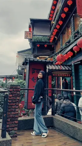 #CapCut orang kurus di katain gak bahagia,Lah terus yang gendut pengen kurus,Udah capek Bahagia?🤭🫣 #hijabstyle #outfitideas #ootdfashion #ootdhijab 