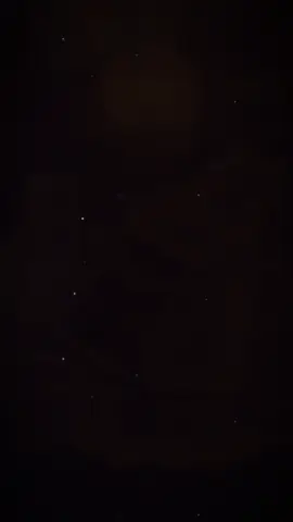 ✨ Thông điệp dành riêng cho bạn từ The Magician “Bạn đang bước vào giai đoạn mà chỉ cần bạn muốn, vũ trụ sẽ mở đường.” The Magician xuất hiện như để nhắc bạn rằng: 🔥 Bạn có sức mạnh tạo ra điều mình mong muốn. Không phải chờ đợi, không phải cầu may. Sự thông minh, sự tập trung, sự quyết tâm – tất cả đang hội tụ trong bạn. 🎯 Điều bạn nghĩ đến – bạn làm được. The Magician mang năng lượng của sự khởi đầu, của những điều lần đầu tiên được biến thành hiện thực. Nếu bạn đang muốn bắt đầu một việc gì đó – học mới, thi cử, công việc, thay đổi bản thân – thì: Hãy làm. Bạn sẽ thành công. ✨ Bạn thu hút cơ hội, và cơ hội cũng đang tìm bạn. Lá bài nói bạn đang ở đúng tần số của sự may mắn. Khi bạn hành động, vũ trụ sẽ đẩy bạn tiến xa hơn cả bạn mong. 🌟 Năng lượng “tự tin – chủ động – khai mở” đang tỏa ra từ bạn. Không còn là người chần chừ hay sợ sai nữa. Bạn đang trở thành phiên bản biết chính xác mình muốn gì, và bạn đang tiến rất gần đến nó. --- 💫 Thông điệp tổng kết – phiên bản thật cuốn hút dành cho bạn “Trong bạn đang thức dậy một nguồn sức mạnh mà chính bạn cũng không ngờ đến. Hãy đưa tay ra và nắm lấy điều mình muốn – Vì ở thời điểm này, bạn không chỉ là người đi trên con đường của mình… Bạn là người tạo ra con đường đó.” --- MÌNH NHẬN XEM TRẢI BÀI QUAI IG --> mdtt_n65  #xh #tarot #xuhuong #fyp #thongdiepvutru 