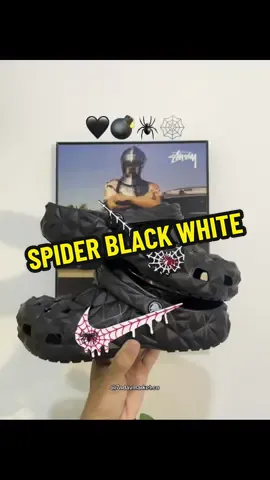 BELI CROCS TRUSTED ? CEK IG @7ndavmarket.co for real ! #crocs #crocsoriginal #crocs4life #crocsgang #crocsshoes 