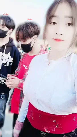 kuv yog nev tus nkauj muam txom nyem 