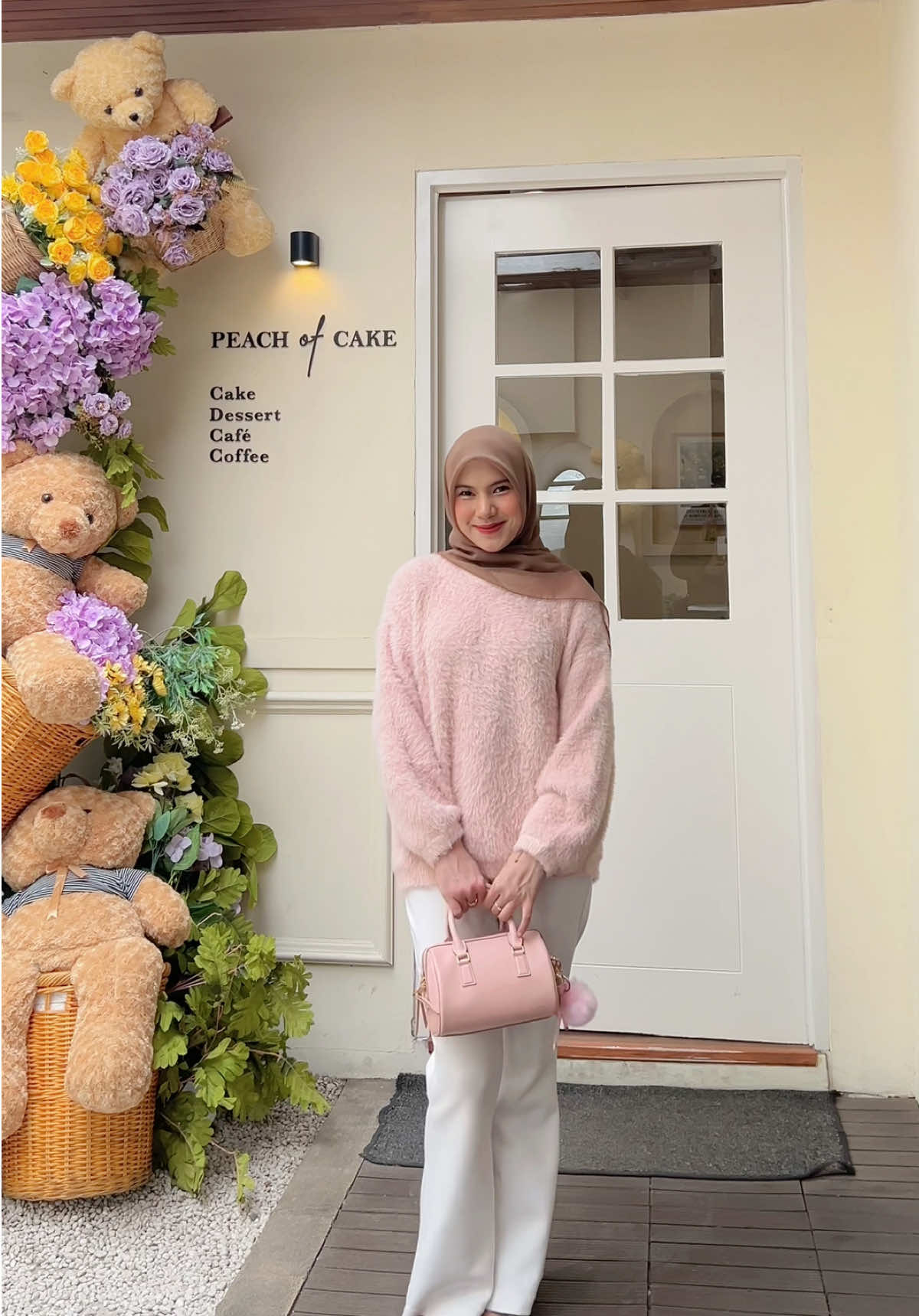 Sweater pink gemess dari @PAYU BGT 💘💗🫰🏻🎀 #fitcheck #ootd #sweater #pink  #ootdfashion 
